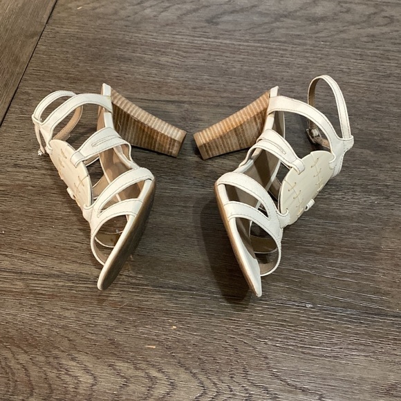 Franco Sarto cream seashell adjustable strap sandal’s | Size 8 1/2 - Picture 4 of 12